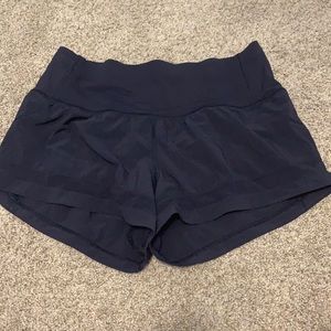 lululemon navy shorts size 6, 2.5”